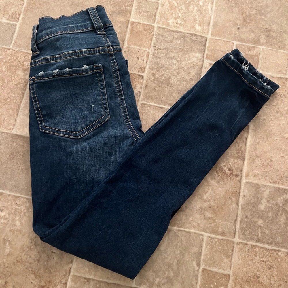 Justice little girls size 10slim skinny jeans
